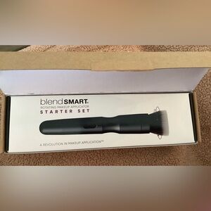 BlendSmart Rotating Starter Set Makeup Brush Applicator - BRAND NEW IN BOX!